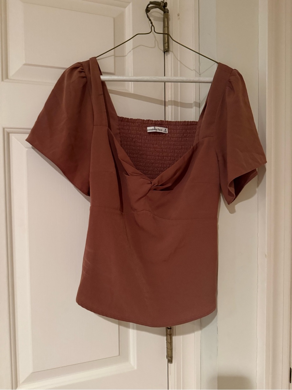 ABERCROMBIE BLOUSE SIZE M